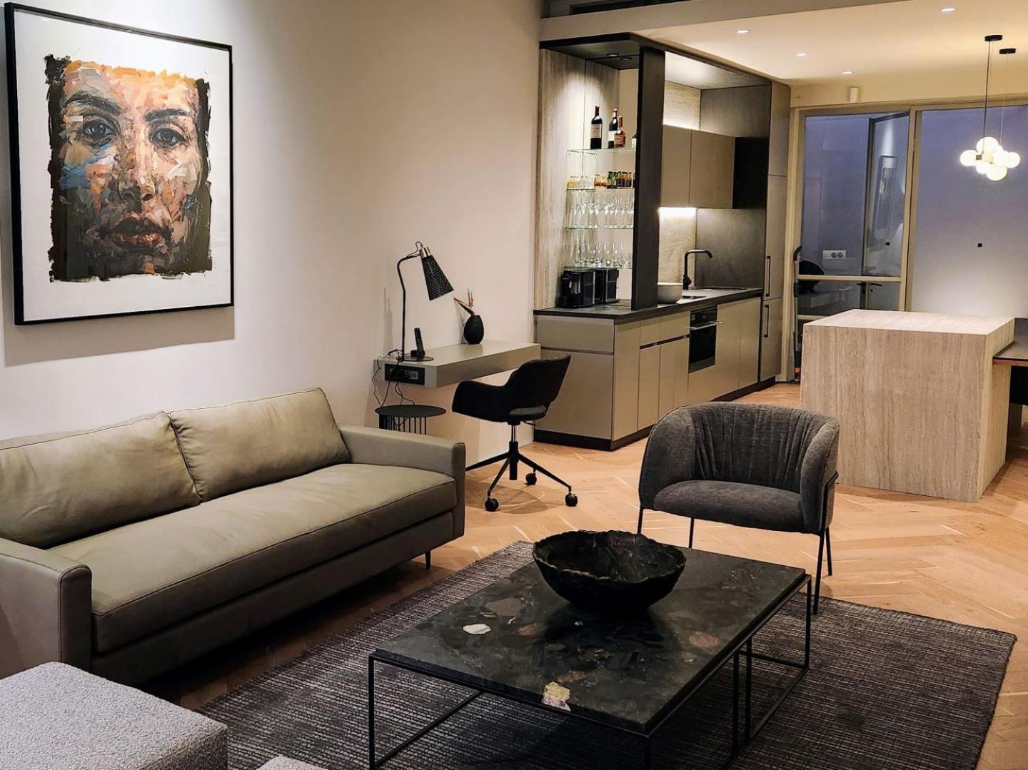 South Beach Camps Bay Boutique Hotel Ciudad del Cabo Exterior foto A living room in a typical apartment